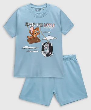 Nap Chief Pure Cotton Tom & Jerry Featuring Half Sleeves Enjoy The Little Things Printed Tee With Shorts - Blue