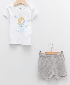 LC Waikiki Half Sleeves Doll Printed Tee With Shorts - White & Grey