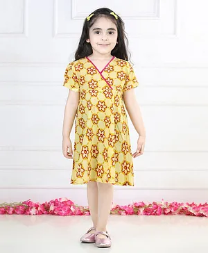 Kidcetra Half Sleeves Floral Printed Pom Pom Detailed Dress - Yellow