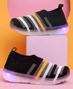 Chiu Mesh Net Design Detail LED Sports & Party Shoes - Black