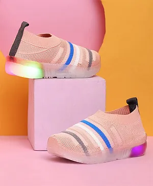 Chiu Mesh Net Design Detail LED Sports & Party Shoes - Peach