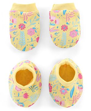 Babyhug 100% Cotton Knit Mittens & Booties Set Floral Print - Yellow