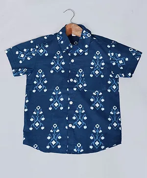 Tahanis 100% Cotton Half Sleeves Ikat Printed Shirt - Blue