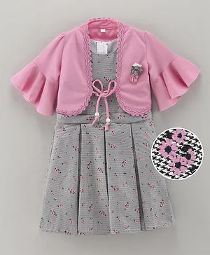 Enfance Core Sleeveless Floral Printed Mini Checked Box Pleated Dress With Three Fourth Bell Flutter Sleeves Floral Appliqued   Shrug  - Pink