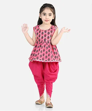 Kinder Kids Sleeveless Floral Printed Lace Detailed Kurta & Dhoti - Pink