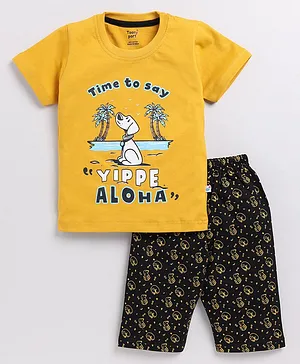 TOONYPORT Half Sleeves Yippe Aloha Beach Printed Tee With Seamless Dog Printed Shorts - Yellow