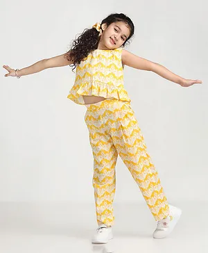 Story Tailor Sleeveless All Over Two Silly Goats Story Printed Peplum Style Crop Top & Pants - Yellow