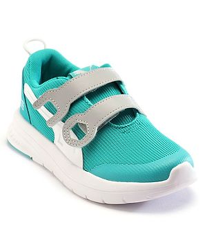 PUMA Casual Shoes Mercedes Team Velcro Closure  Spectra-  Green & Silver