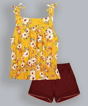 ShopperTree Sleeveless Floral Printed Balloon Top With Sold Shorts - Yellow & Maroon
