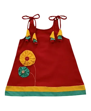 Snowflakes Sleeveless Flower Applique Embellished A Line Dress With Shoulder Tie Up - Maroon