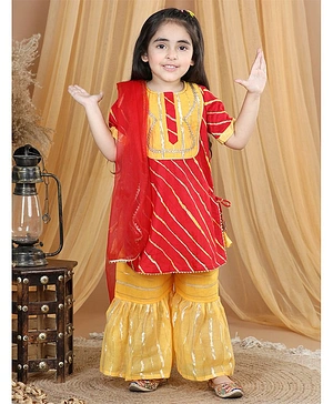 Kinder Kids Half Sleeves Leheriya Printed Lace Detailed Kurta Sharara With Dupatta - Red Yellow