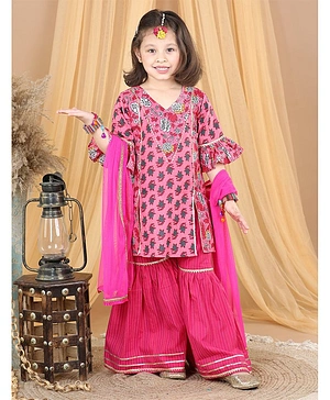 Kinder Kids Three Fourth Sleeves Floral Motif Printed Kurta Sharara With Dupatta - Pink