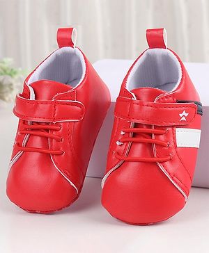 Cute Walk by Babyhug Velcro Closure Booties - Red