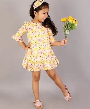 KIDSDEW Three Fourth Sleeves Seamless Flowers Printed & Ruffle Detailed A Line Dress With Coordinating Headband - Yellow