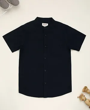 MANET Half  Sleeves Solid  Mandarin Collar Shirt - Black