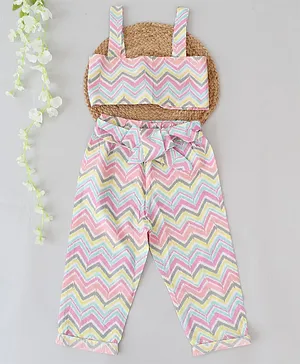 Qvink Sleeveless All Over Ikat Style Chevron Design Printed Back Tie Up Crop Top With Coordinating Culottes - Multi Colour