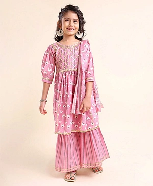 Teentaare Cotton Half Sleeves Kurta & Sharara Set With Dupatta & Thread Work Floral Print- Pink