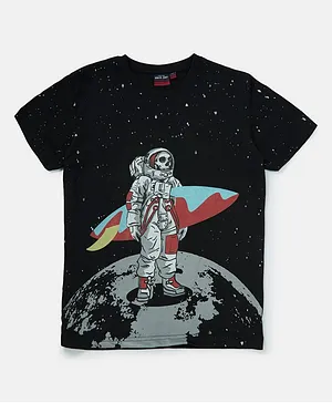 GINI & JONY Half Sleeves Astronaut & Planet Printed Tee - Black