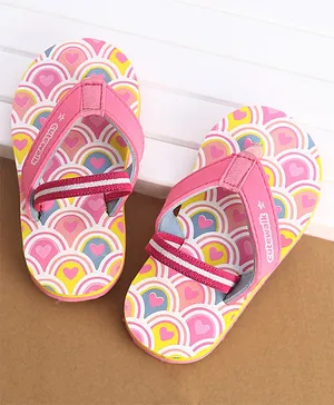 Cute Walk by Babyhug Flip Flops Heart Print - Pink