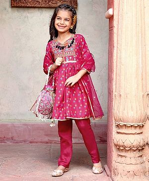 Babyhug Three Fourth Sleeves Printed Kurti With Pant & Net Sequenced Net Dupatta- Red