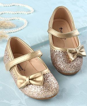 Cute Walk by Babyhug Party Wear Velcro Closure Belly Shoes Bow Appliques - Golden