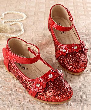 Cute Walk by Babyhug Front Strap Closure Bellies with Flower Applique and Embellishments - Red