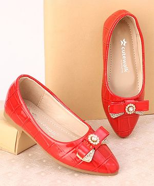 Cute Walk by Babyhug Slip On Bellies with Bow - Red