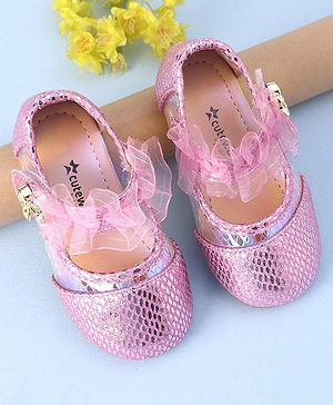 Cute Walk by Babyhug Bellies with Velcro Closure - Pink