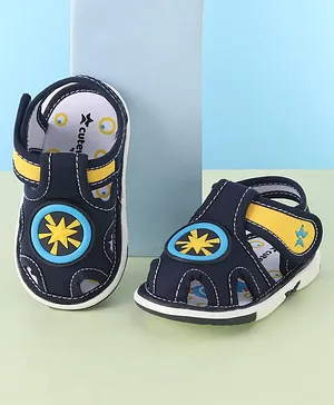 Cute Walk by Babyhug Velcro Closure Sandals with Star Applique - Blue