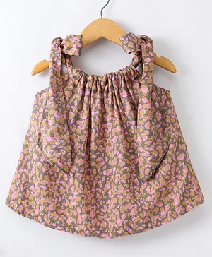 Hugsntugs Sleeveless All Over Abstract Dots Printed Gathered Neckline Detailed Shoulder Tie Up Top - Pink