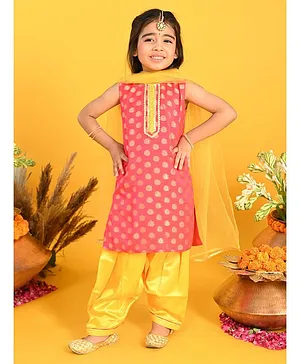 Saka Designs Female sleeveless Kurta & Salwar  with Dupatta Set Red & Yellow