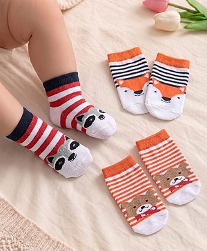 Cute Walk by Babyhug Cotton Knit Anti Bacterial Ankle Length Bear Design Socks Pack of 3 - Multicolour