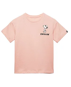 The Souled Store Peanuts Featuring Half Sleeves Chillin Snoopy Printed Oversized Tee - Pink