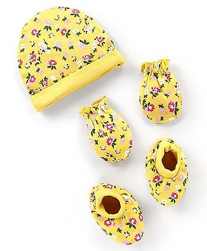 Babyhug Interlock 100% Cotton Knit Cap Mittens & Booties Floral Print Yellow - Diameter 11 cm