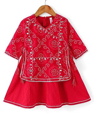 Babyhug 100% Cotton Woven Bandhani Printed and Embroidered  Three Fourth Sleeves Kurta With  Lahenga - Red