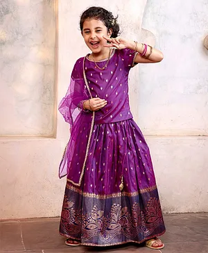 Babyhug Half Sleeves Banarsi Brocade Pattu Pavda Choli With Lehenga And Dupatta Set - Purple