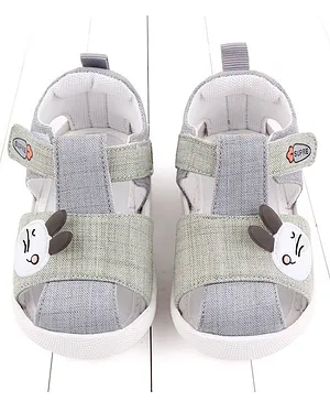 KIDLINGSS Velcro Closure Rabbit Patch Sandal Style Prewalkers - Grey