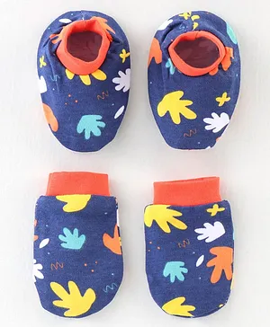 OHMS Interlock Knit Mittens and Booties Leafy Print - Blue