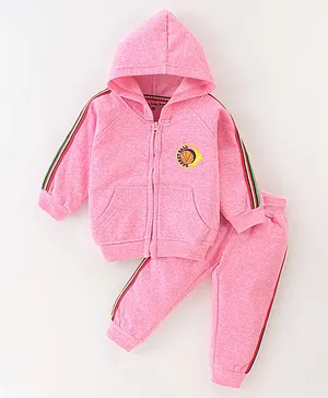 Little Darlings Fleece Full Sleeves Hooded Sweatshirt & Joggers Set With Embroidery - Pink