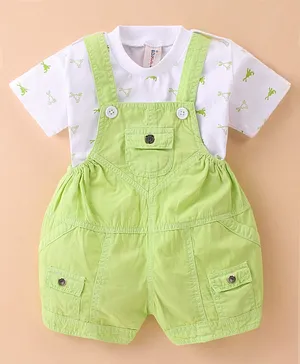 Dapper Dudes Half Sleeves Color Blobe Printed Tee With Solid & Pocket Detailed Dungaree - Parrot Green