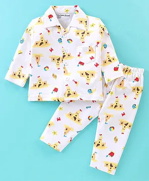 Little Darlings Cotton Full Sleeves Night Suit With Sand Castle Print - Offwhite