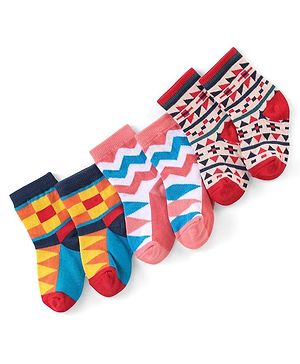Cute Walk By Babyhug Antibacterial Socks With Triangle Design Pack Of 3 - Multicolour