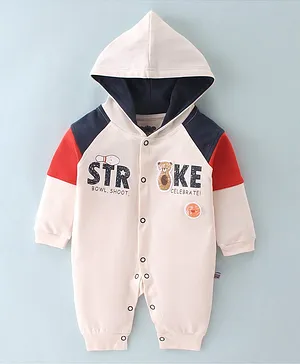 Mini Taurus Full Sleeves Hooded Romper Text Print - Peach