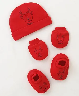 Simply Cotton Interlock  Cap Mittens And Booties Set Deer Print Red- Diameter 11 cm