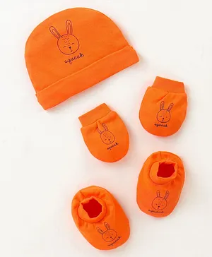 Simply Cotton Interlock  Cap Mittens And Booties Set Mouse Print Orange - Diameter 11 cm