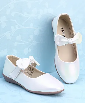 Girls dress white online shoes