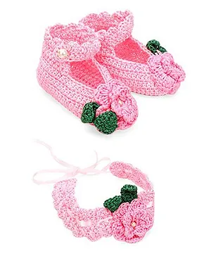 Funkrafts Crochet Designed Floral And Pearl Embellished  Booties With Headband - Pink