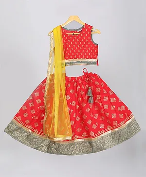 Tahanis Sleeveless Ethnic Floral Foil Printed And Lace Embellished Lehanga And Choli With  Dupatta - Red