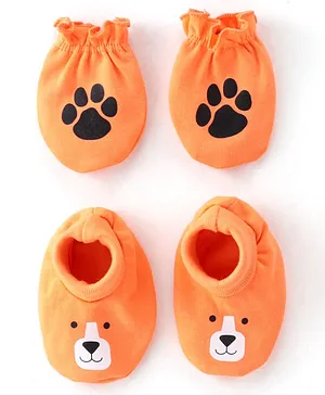 Babyhug 100% Cotton Knit Bear Print Mittens and Booties - Orange