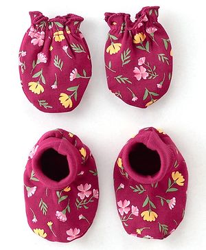 Babyhug 100% Cotton Knit Floral Print Mittens and Booties - Red